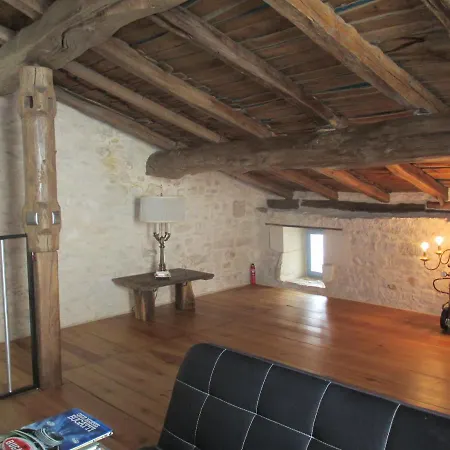 Rue Des Douves بيت للعطل