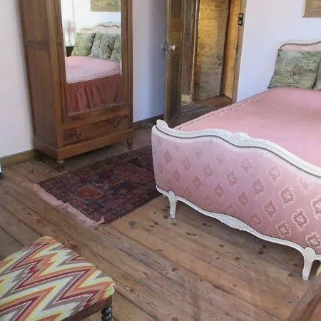 Rue Des Douves * Verteuil-sur-Charente