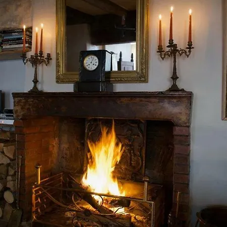 Rue Des Douves Verteuil-sur-Charente