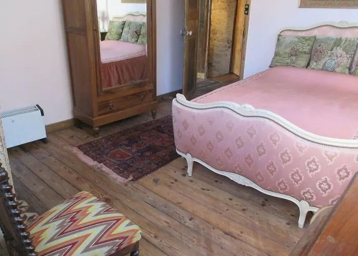 Rue Des Douves * Verteuil-sur-Charente